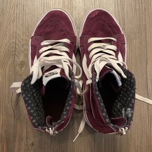 Suede material maroon vans hightop with a zipper